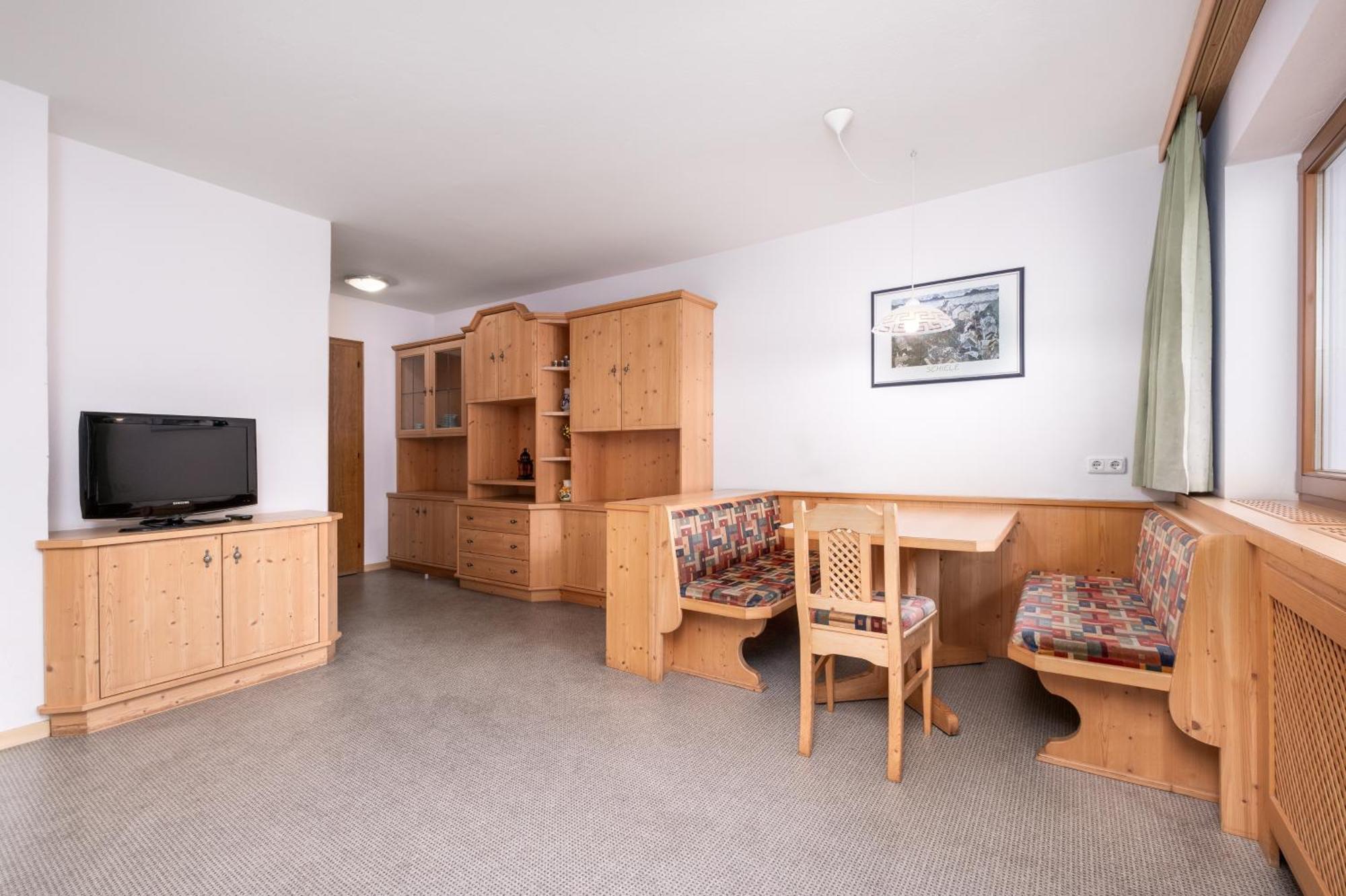 Haus Tuxerklamm Apartment Майерхофен Стая снимка